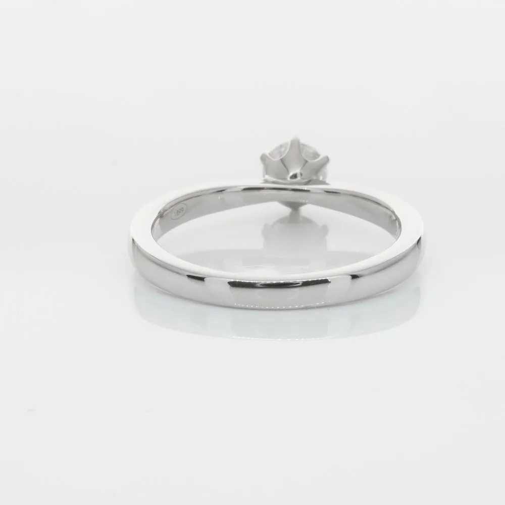 18ct White Gold .50ct Diamond Nova Ring