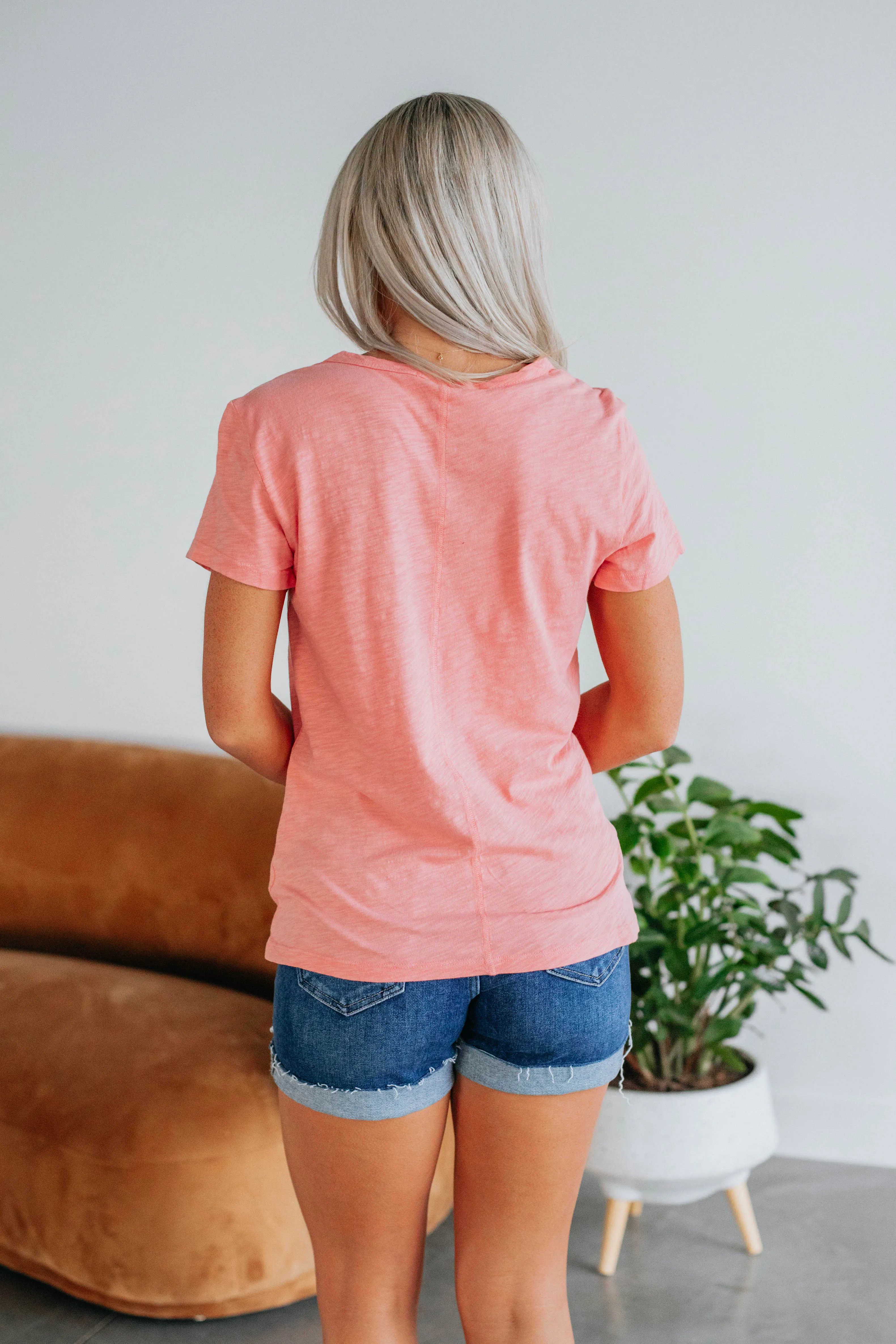 Carolina Basic Tee - Desert Flower