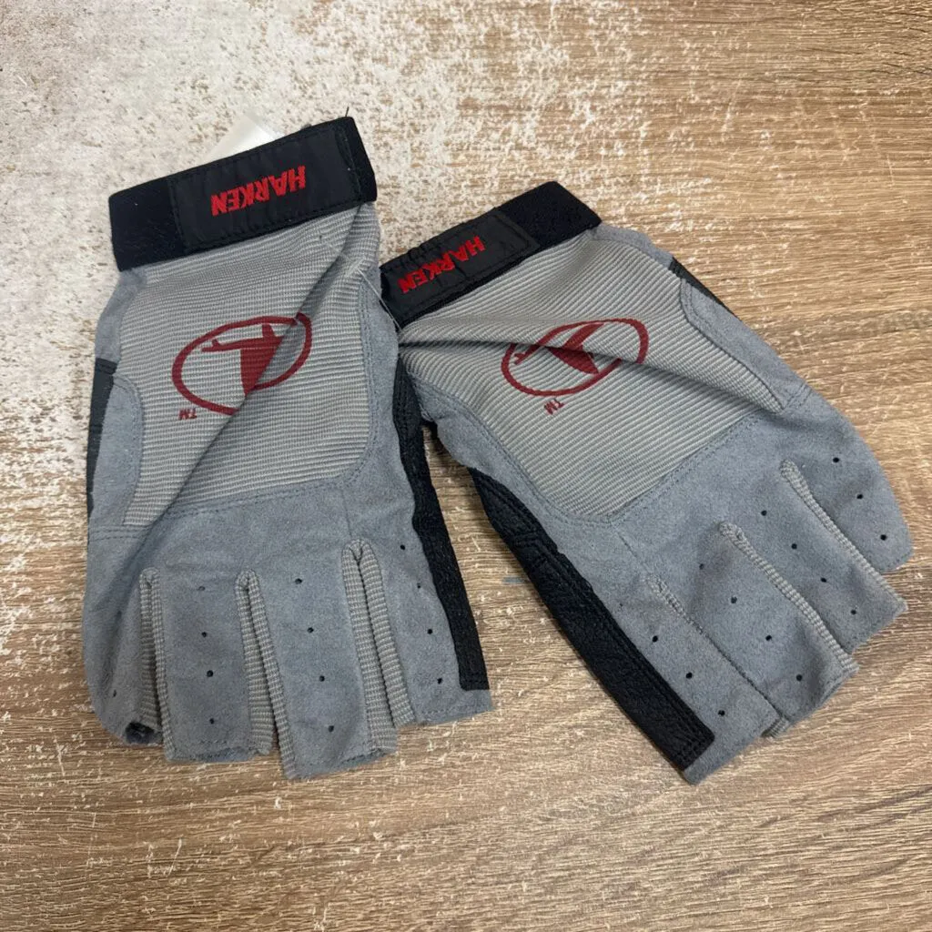 Harken - Fingerless Gloves - MSRP$46: Grey / Black / Red-unisex-XL